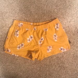 women’s patagonia shorts size m
